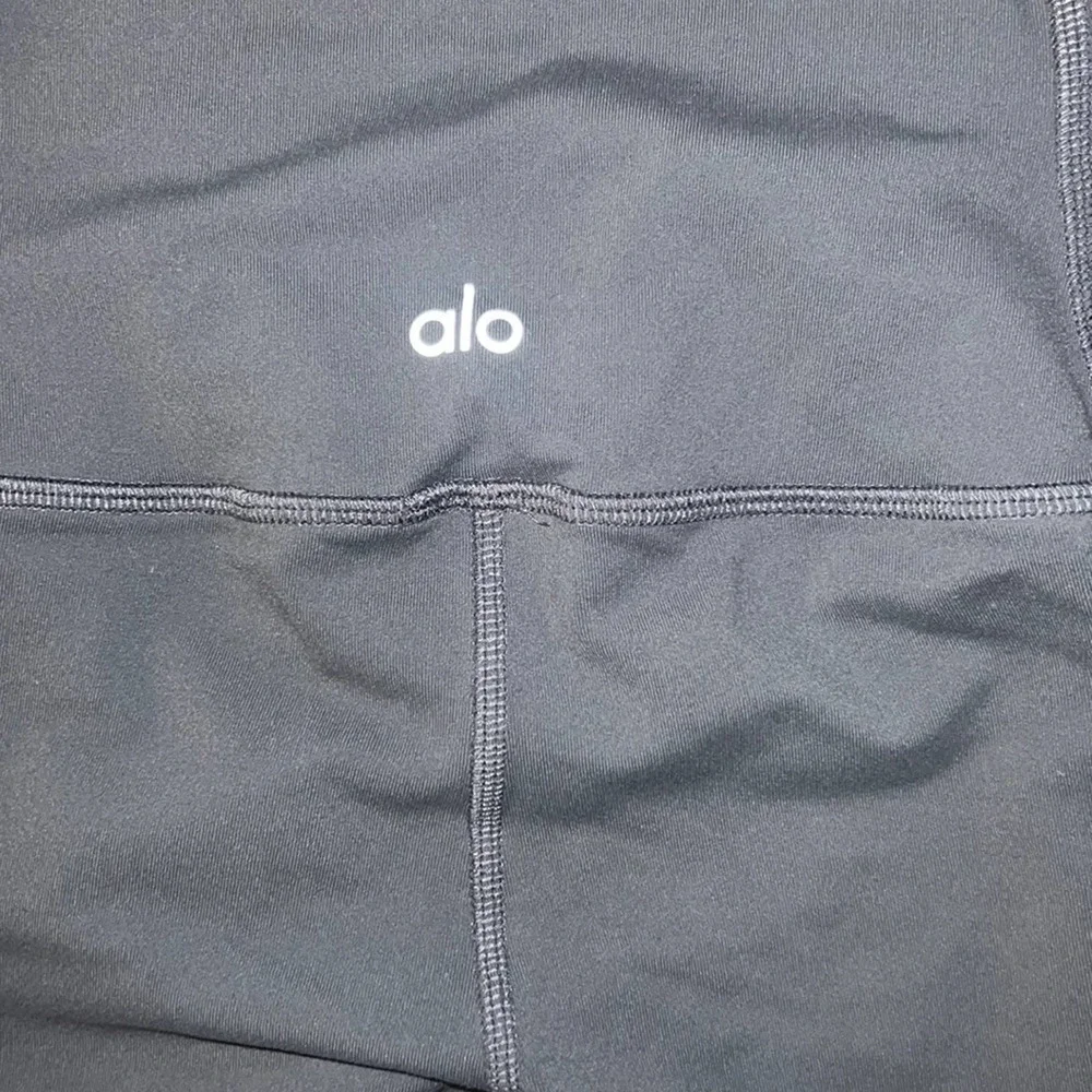 Alo Yoga High-Waist Moto Legging Small 🤍